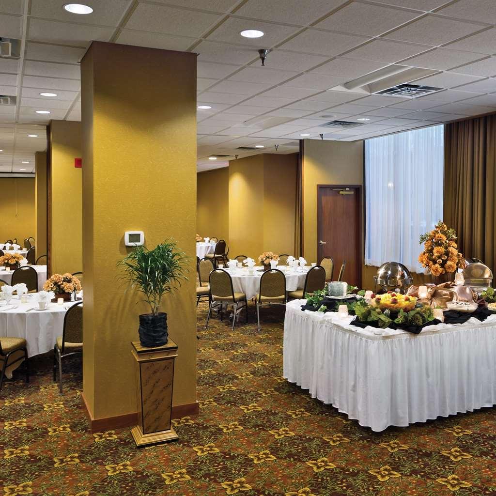 Radisson Hotel Bismarck Zewnętrze zdjęcie